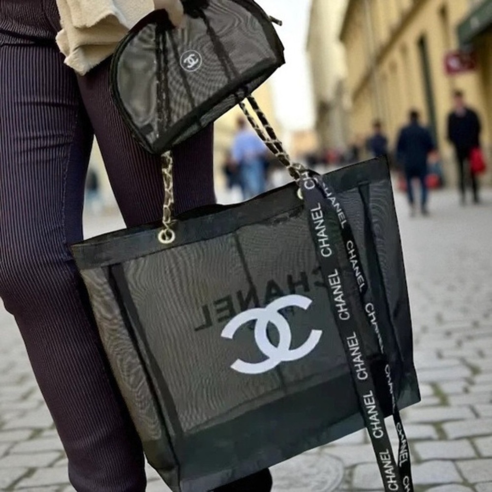 ~Chanel GWP Black Mesh Tote Bag with Gold Chain Straps - Picture 2 of 15